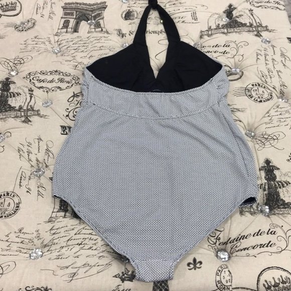 Pez D'Or Montego Bay One-Piece Maternity Swimsuit - Picture 6 of 8